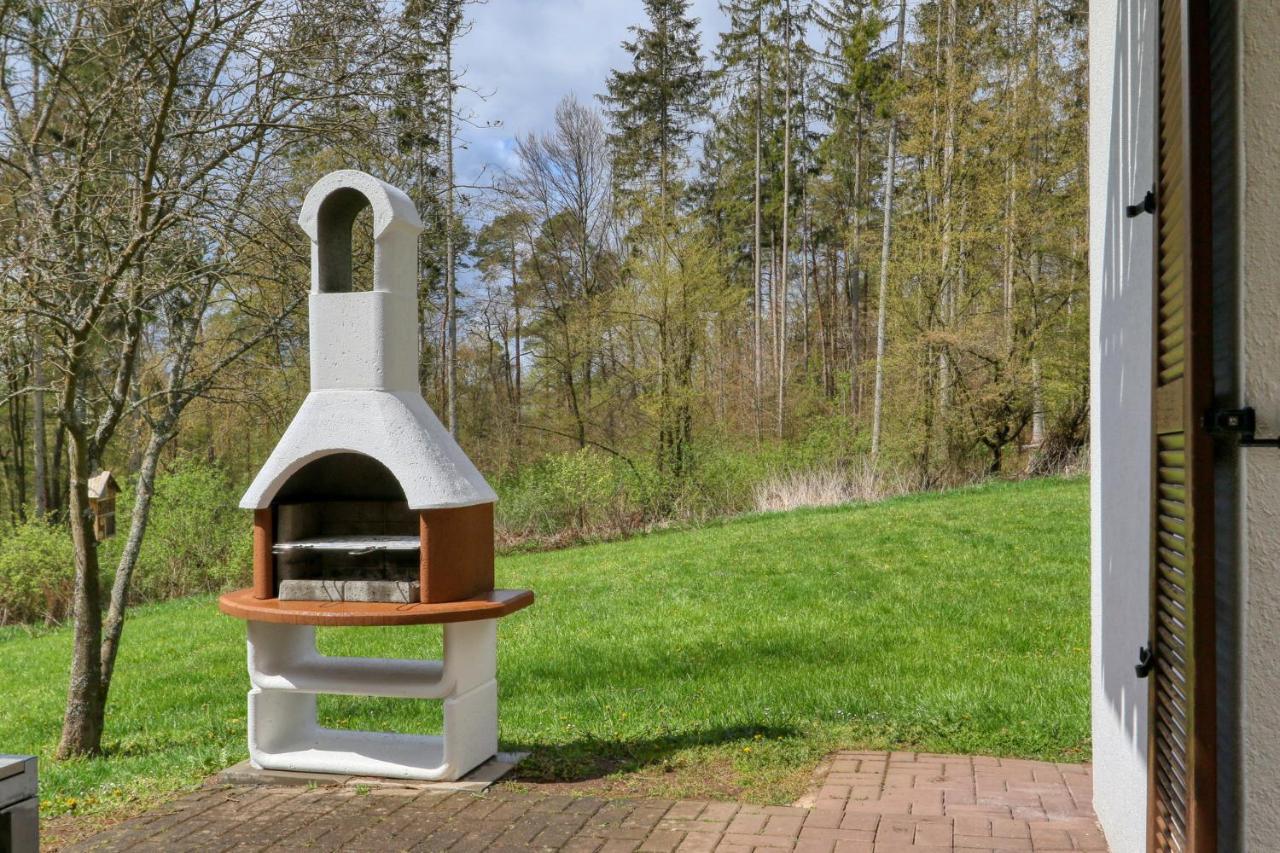 Seepark Kirchheim Ferienhaus Bei Zeta Mit Sauna Exterior photo
